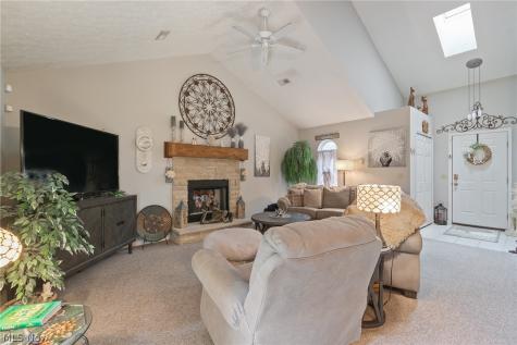298 Westberry Circle Tallmadge OH 44278
