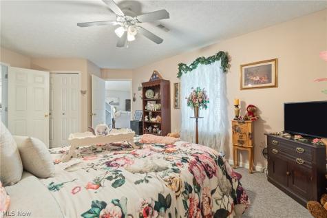 298 Westberry Circle Tallmadge OH 44278