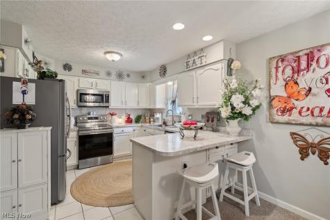 298 Westberry Circle Tallmadge OH 44278
