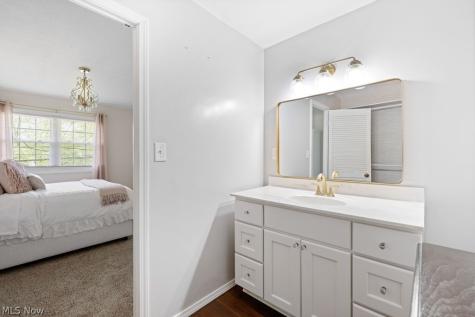 3964 Brendan Lane North Olmsted OH 44070