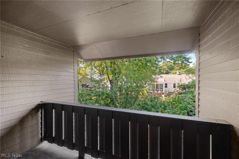 1070 Stonewood Court Westlake OH 44145