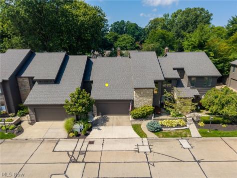 1070 Stonewood Court Westlake OH 44145