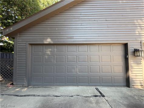 1070 Stonewood Court Westlake OH 44145