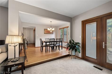 1070 Stonewood Court Westlake OH 44145