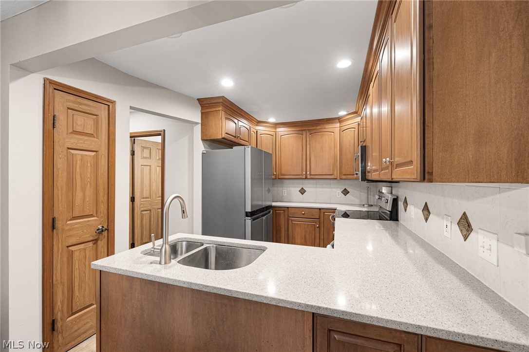 1070 Stonewood Court Westlake OH 44145