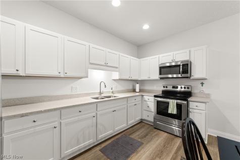 654 Treadway Boulevard Sheffield Lake OH 44054