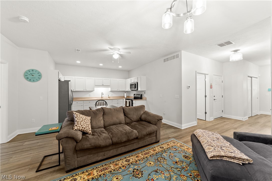 654 Treadway Boulevard Sheffield Lake OH 44054