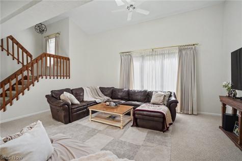 162 Lake Terrace Drive Munroe Falls OH 44262