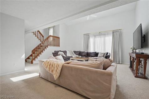 162 Lake Terrace Drive Munroe Falls OH 44262