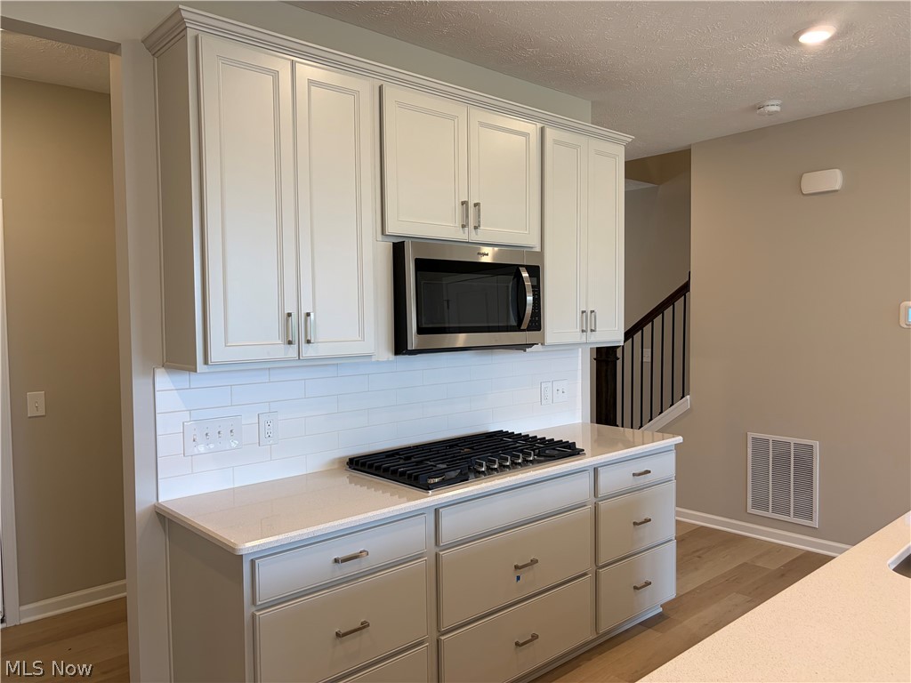 32740 Sandridge Run Avon Lake OH 44012