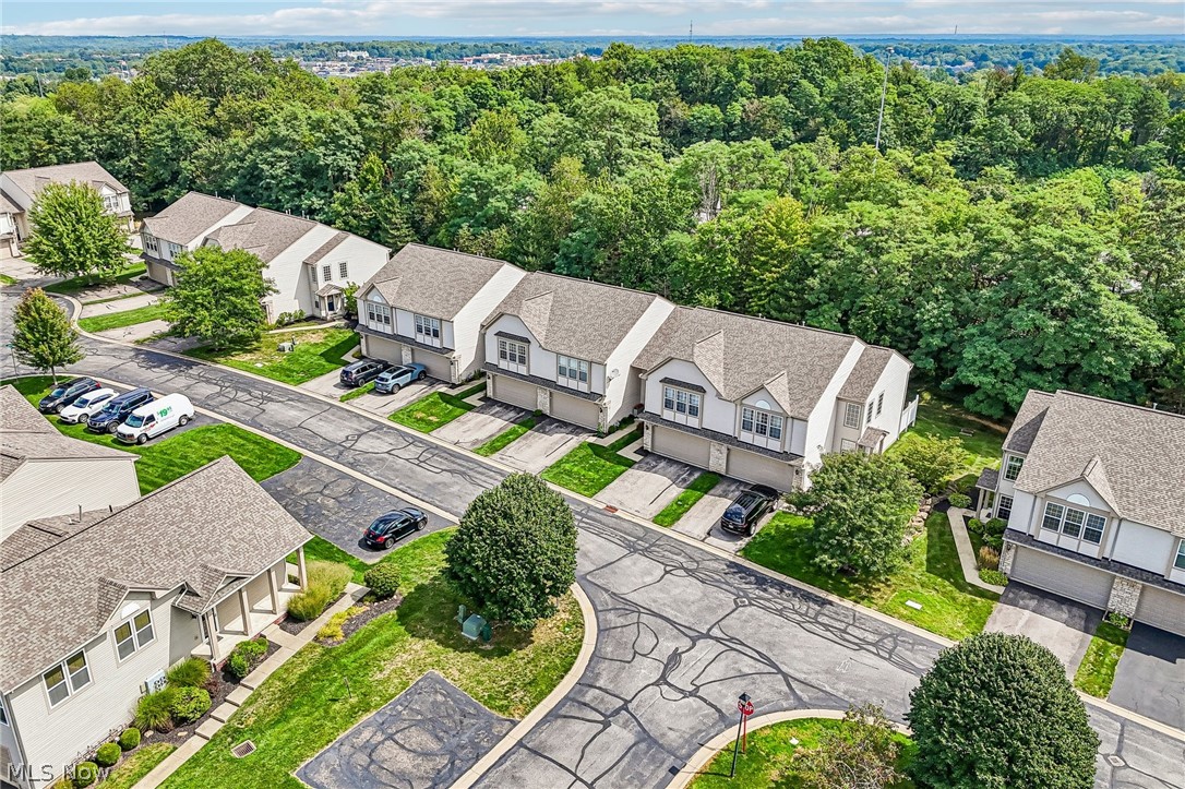 3892 Gardiner Run Copley OH 44321