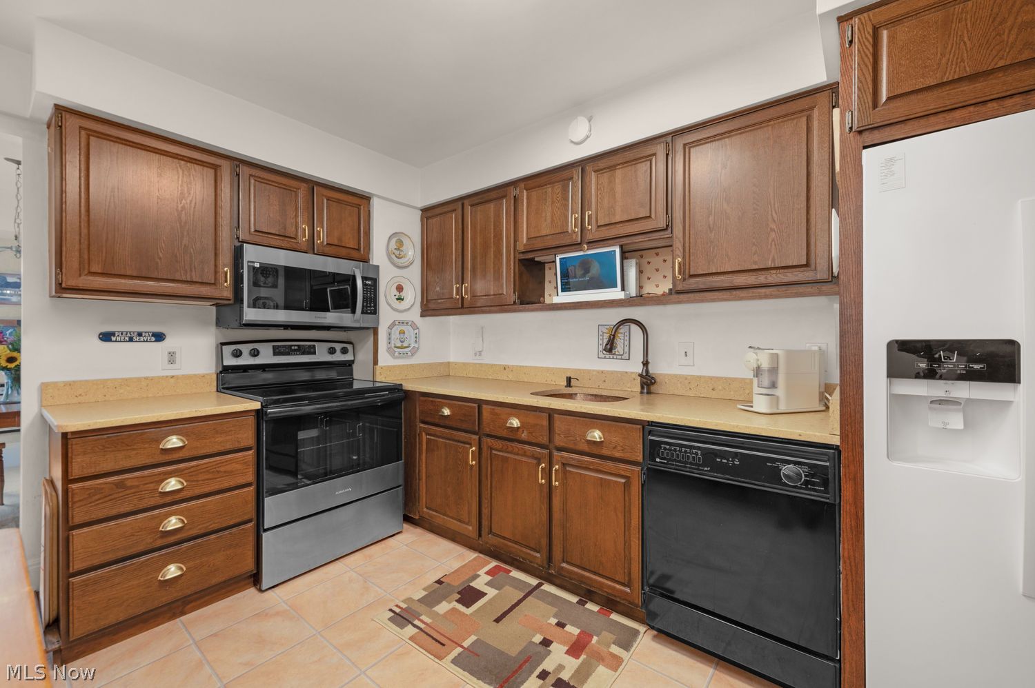 12500 Edgewater Drive Lakewood OH 44107