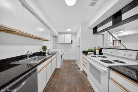 3437 Beaver Trail Aurora OH 44202