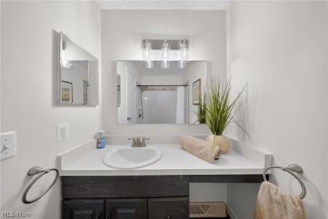 3437 Beaver Trail Aurora OH 44202
