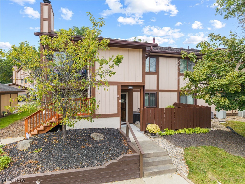 818 Kirkwall Drive Copley OH 44321