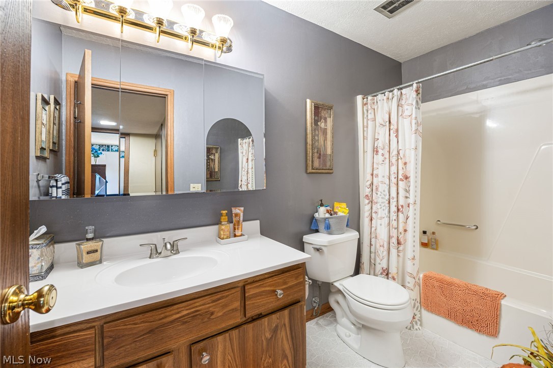 818 Kirkwall Drive Copley OH 44321