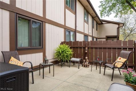 818 Kirkwall Drive Copley OH 44321