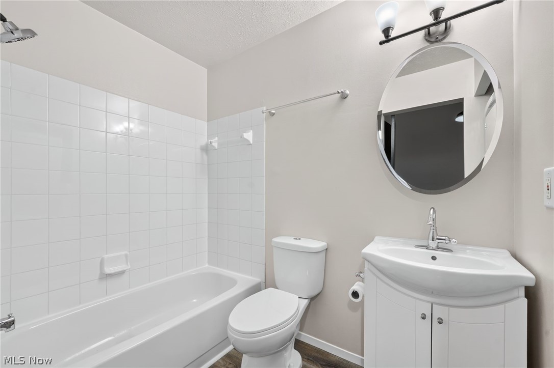 1460 Cedarwood Drive Westlake OH 44145