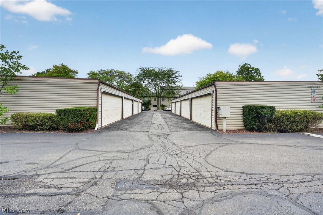 1460 Cedarwood Drive Westlake OH 44145