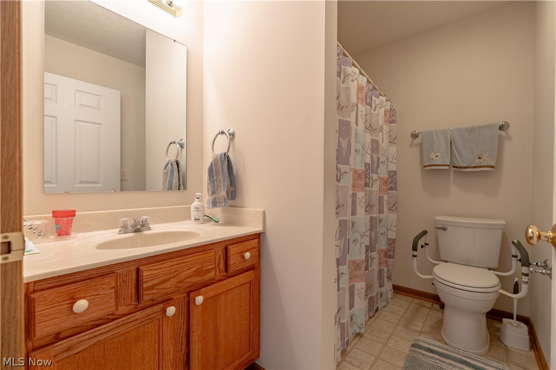 2728 Commons Drive NW Massillon OH 44646