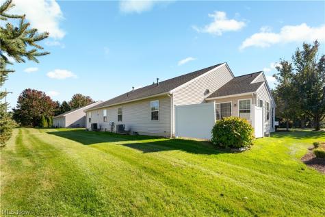 2728 Commons Drive NW Massillon OH 44646