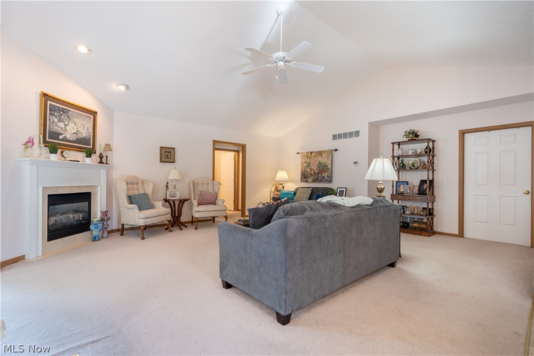 2728 Commons Drive NW Massillon OH 44646