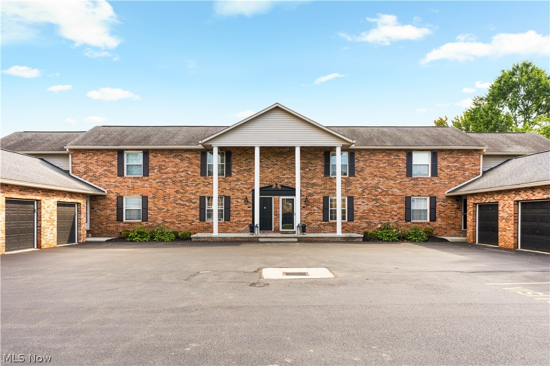 1206 W Maple Street North Canton OH 44720