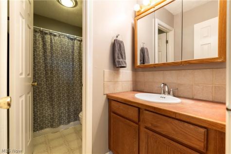 1206 W Maple Street North Canton OH 44720