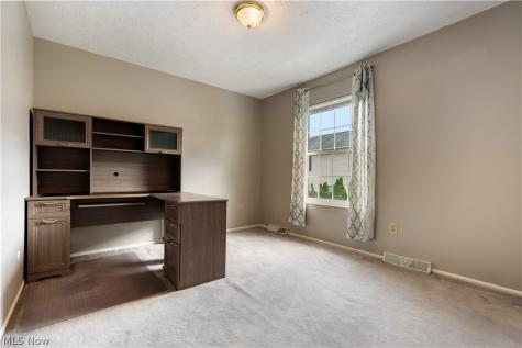 1206 W Maple Street North Canton OH 44720