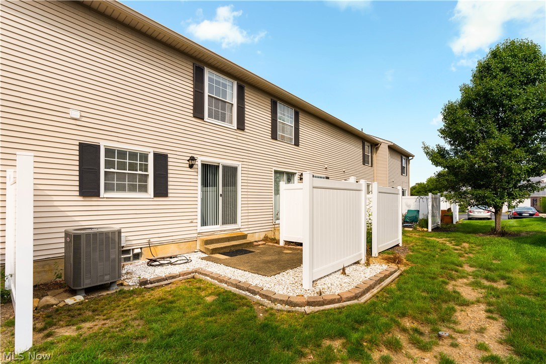 1206 W Maple Street North Canton OH 44720