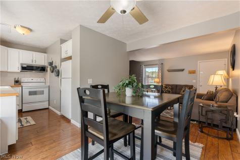 1206 W Maple Street North Canton OH 44720