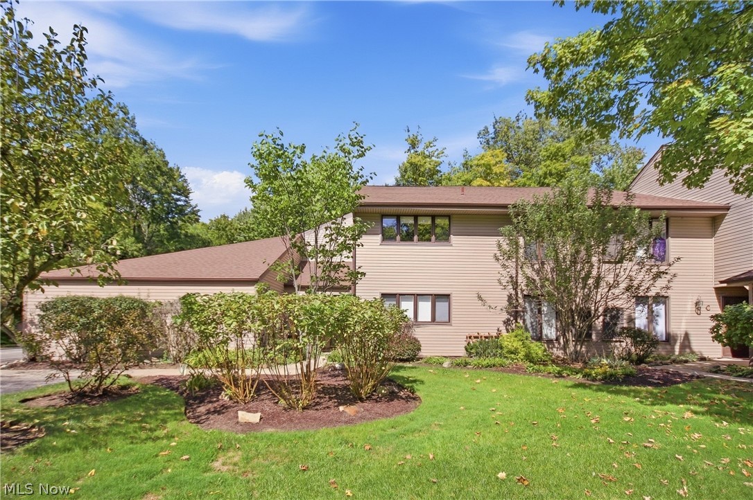 16575 Wren Road Chagrin Falls OH 44023