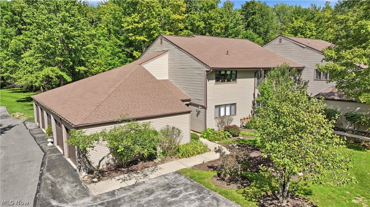 16575 Wren Road Chagrin Falls OH 44023