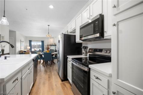 5547 Beavercrest Drive Lorain OH 44053