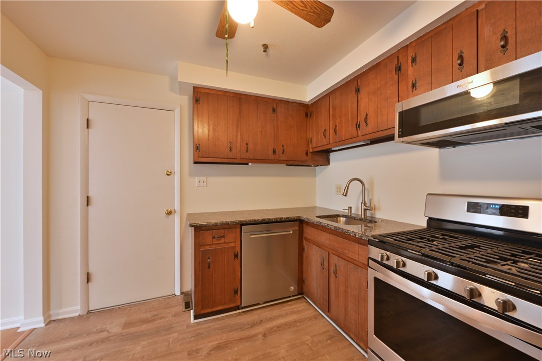 24510 Clareshire Drive North Olmsted OH 44070