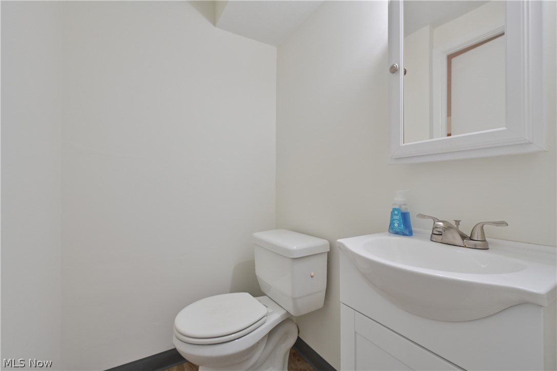 24510 Clareshire Drive North Olmsted OH 44070