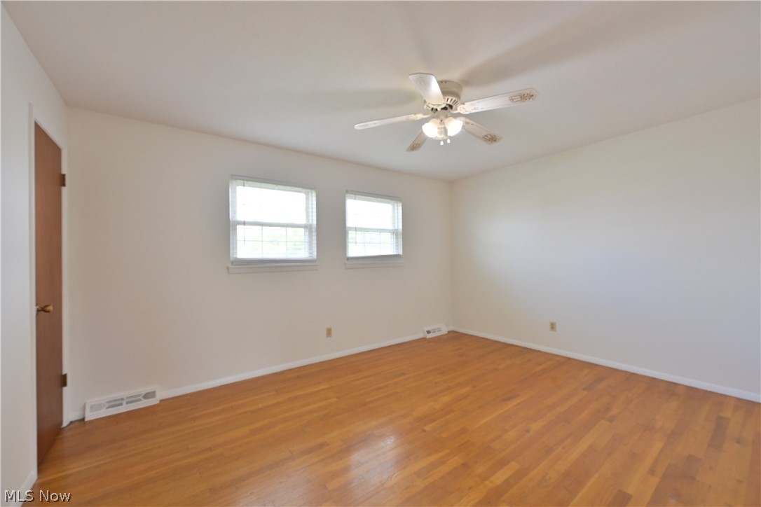 24510 Clareshire Drive North Olmsted OH 44070