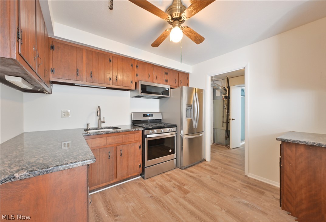 24510 Clareshire Drive North Olmsted OH 44070