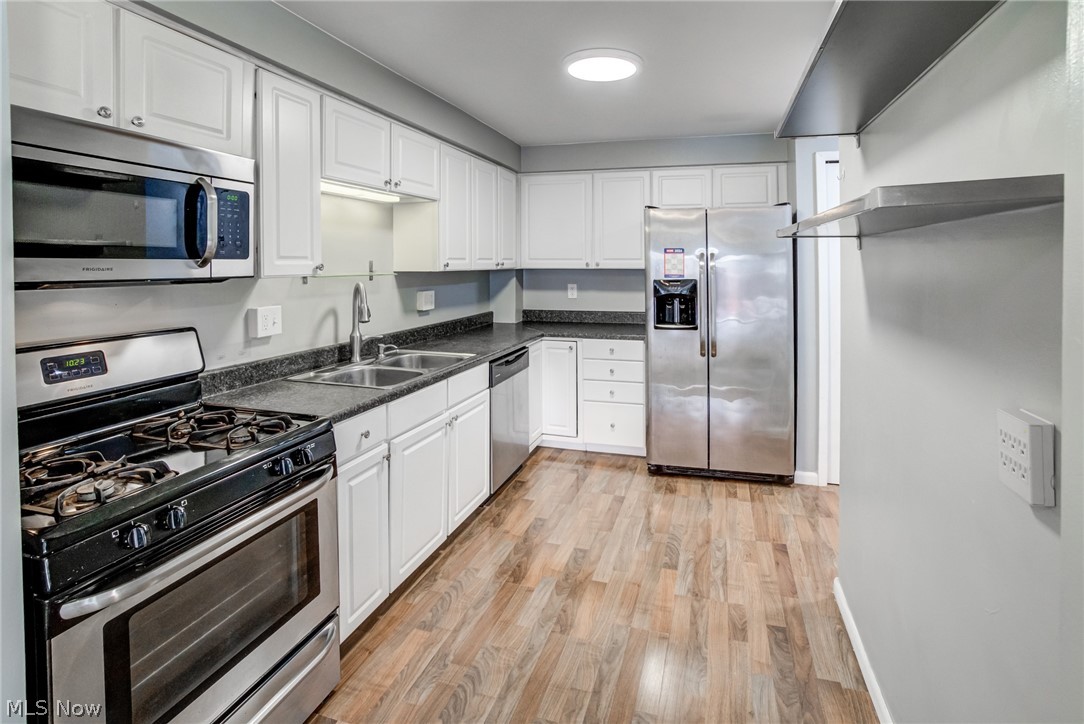 32754 Washington Court Solon OH 44139