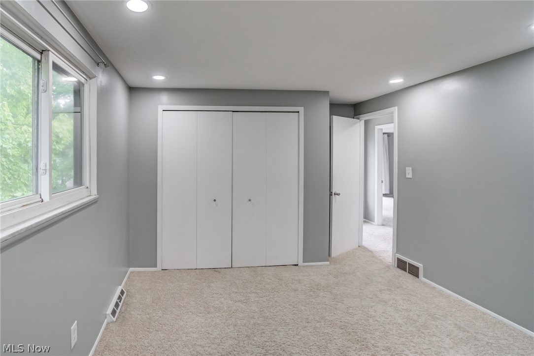 32754 Washington Court Solon OH 44139