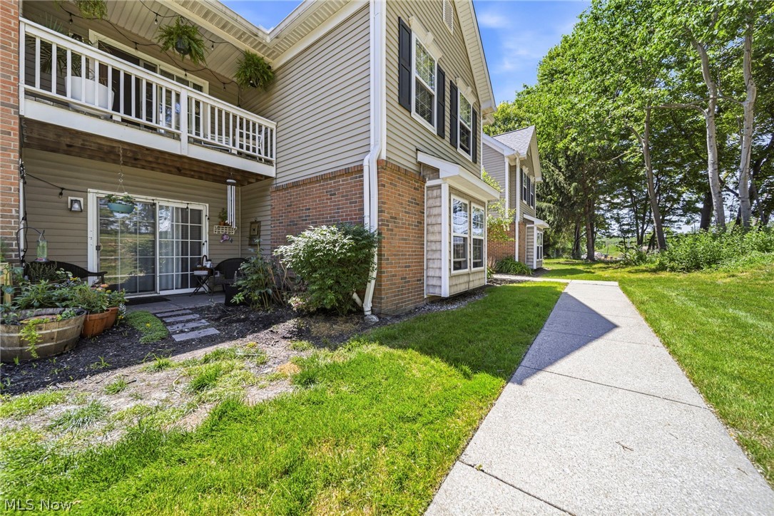 3371 Lenox Village Fairlawn OH 44333