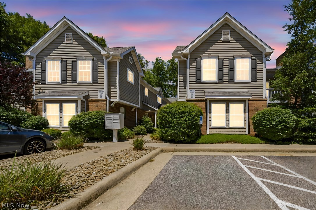 3371 Lenox Village Fairlawn OH 44333