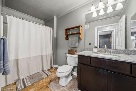 3371 Lenox Village Fairlawn OH 44333