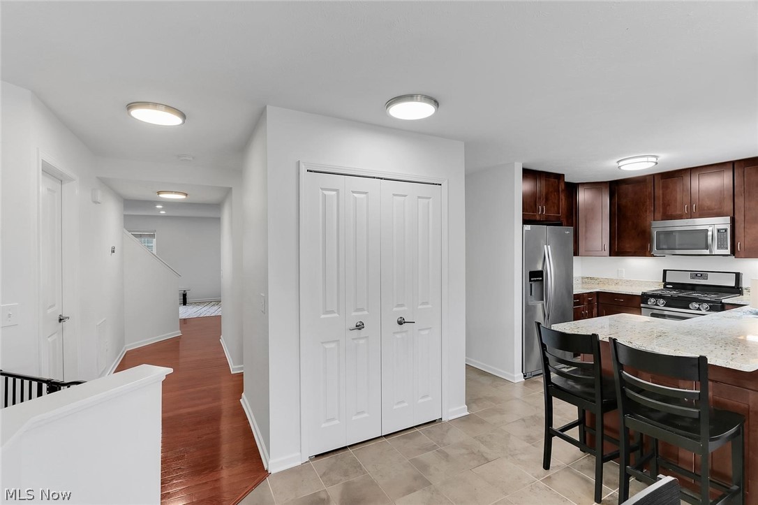 1912 E 86th Street Cleveland OH 44106