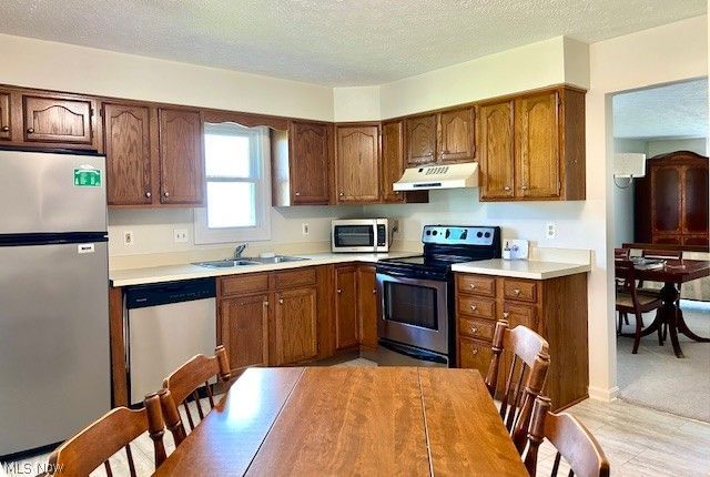 10556 Scottsdale Drive Strongsville OH 44136