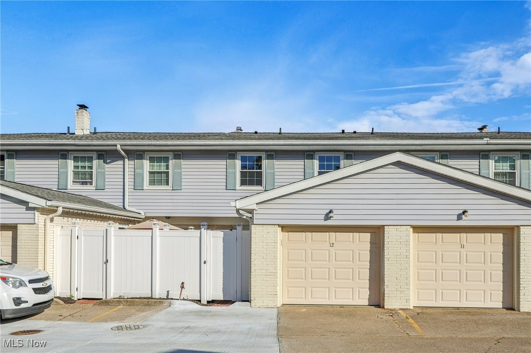 8 Meadowlawn Drive Mentor OH 44060