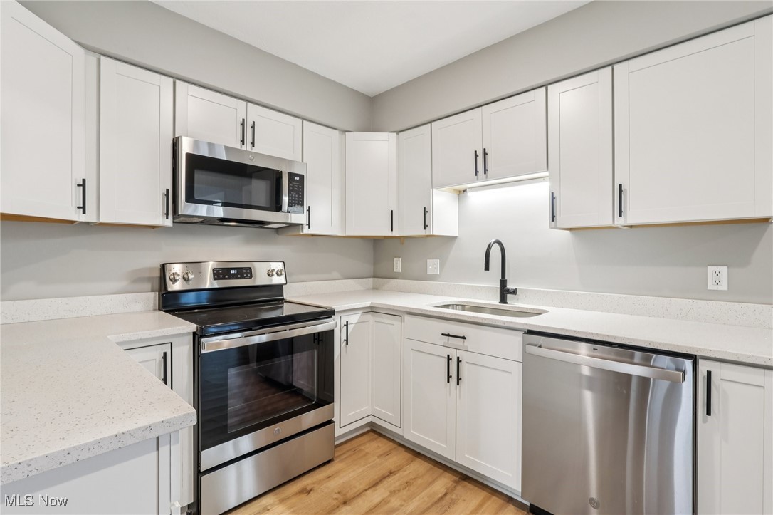 8 Meadowlawn Drive Mentor OH 44060