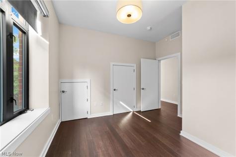 2044 Random Road Cleveland OH 44106
