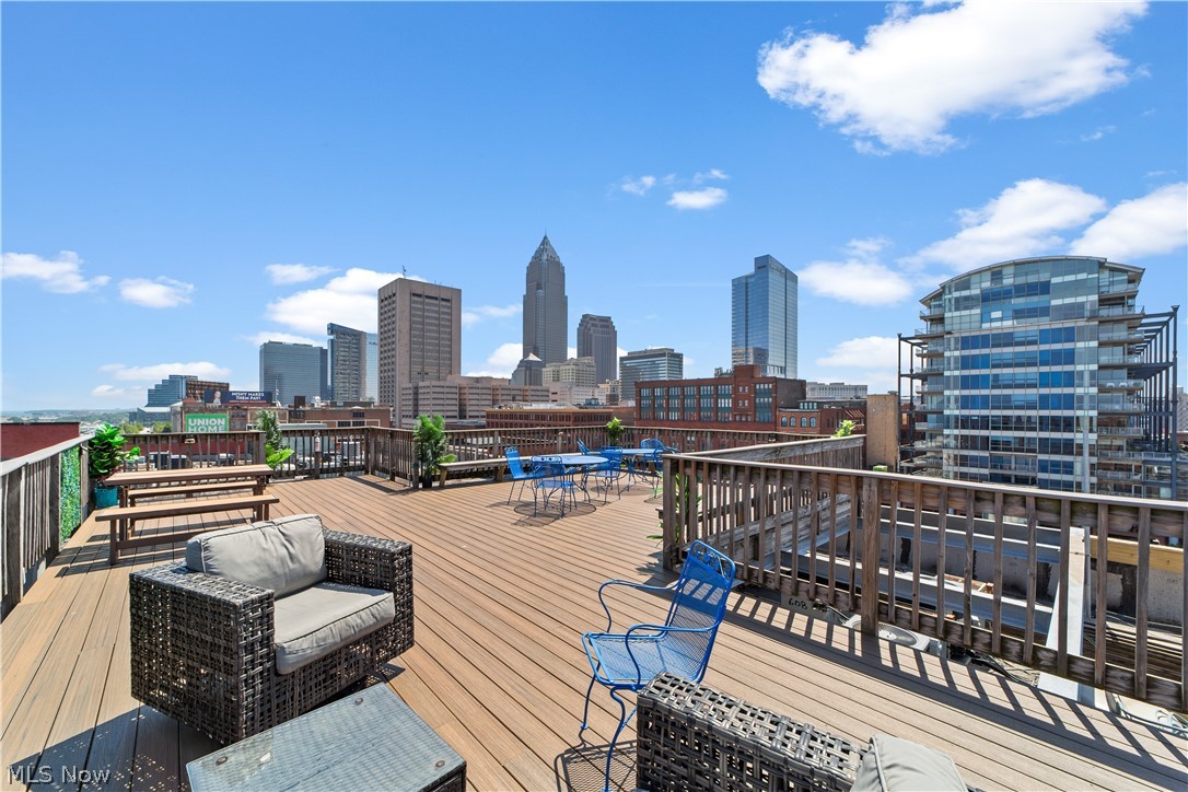 1133 W 9th Street Cleveland OH 44113