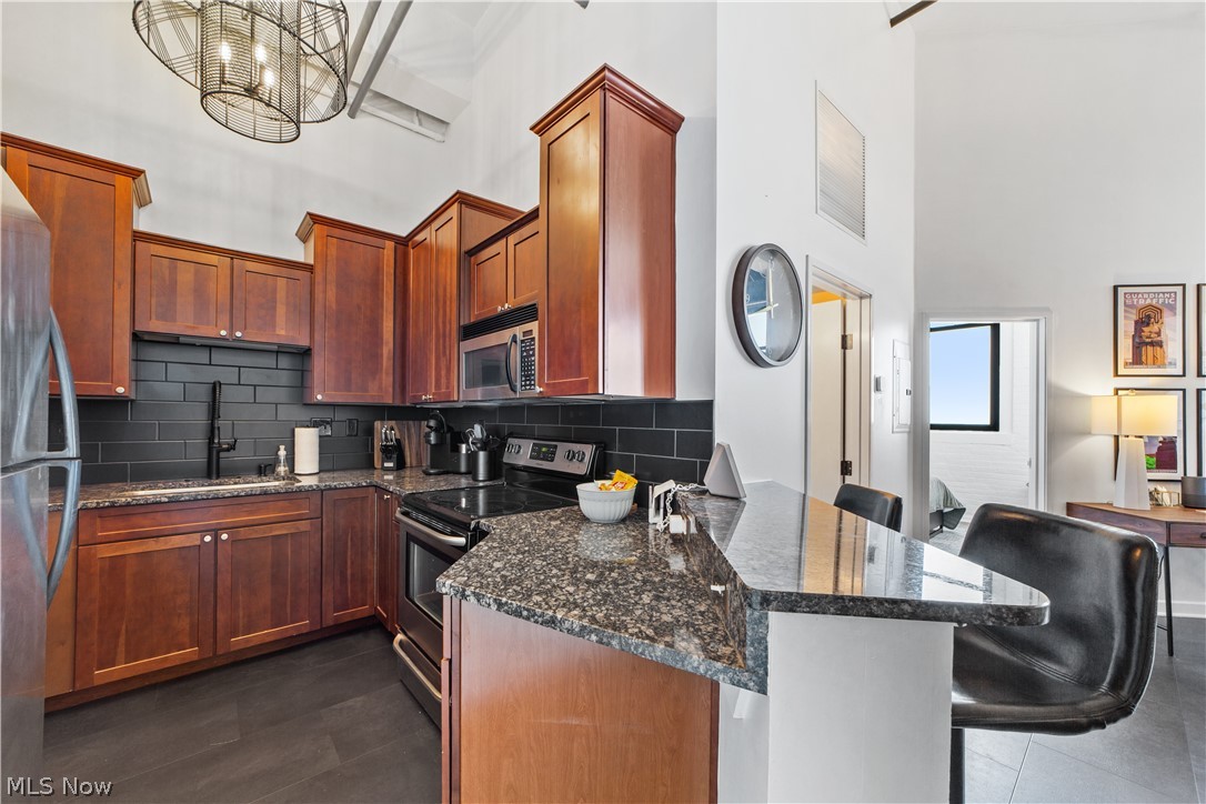 1133 W 9th Street Cleveland OH 44113